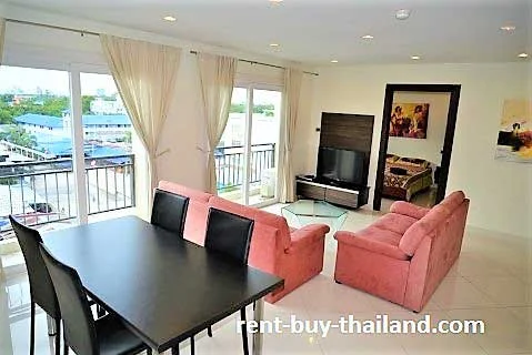 2-bed-corner-condo