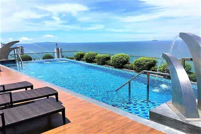 Peak Towers Rooftop Infinity Pool