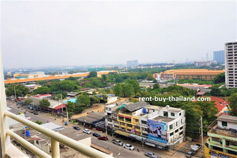 high-floor-condo-view-talay