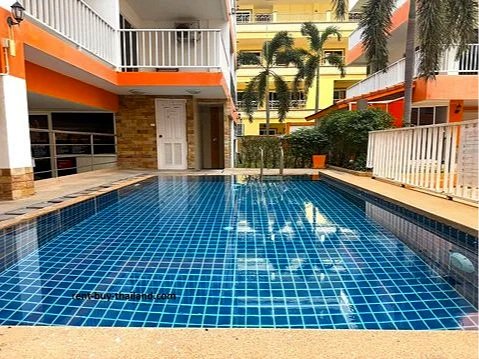 nordic-suites-pool-pratumank