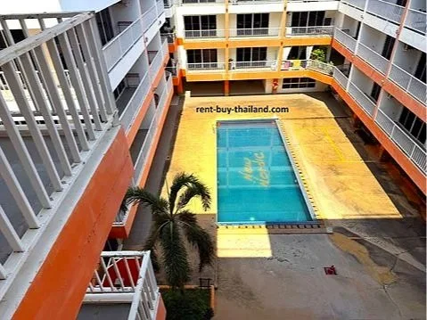 nordic-suites-pool-view