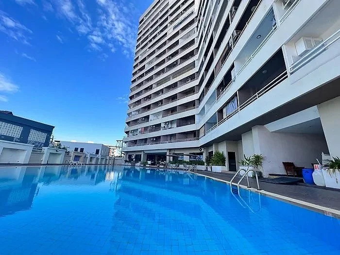 Angket Condo Pool