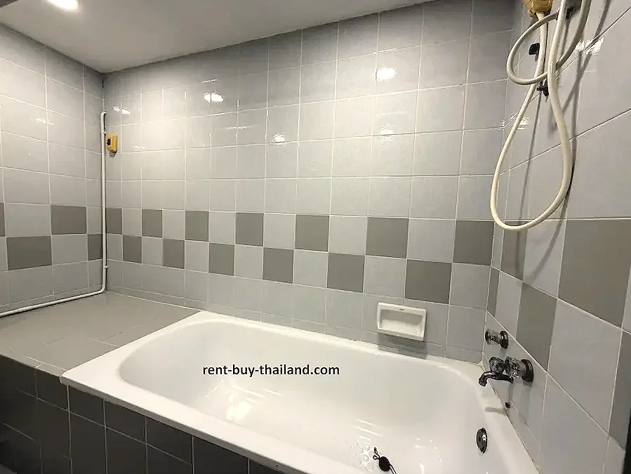 condo-for-rent-baan-amphur
