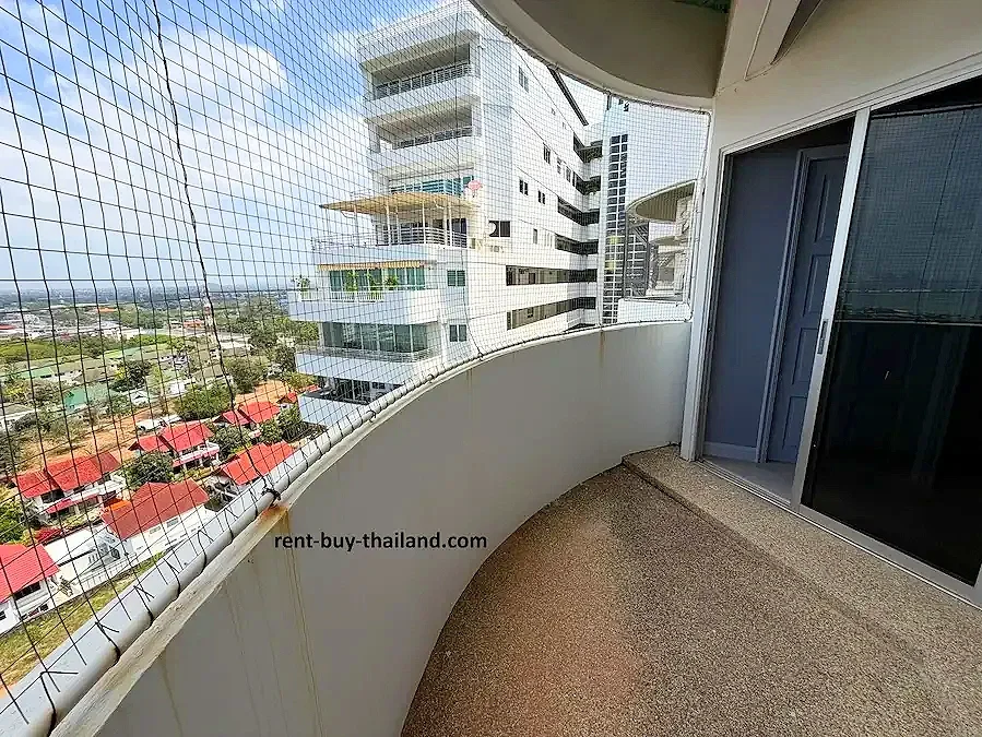 high-floor-condo