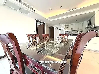 condo-for-sale-hyde-park