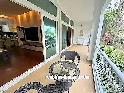 large-balcony-jomtien