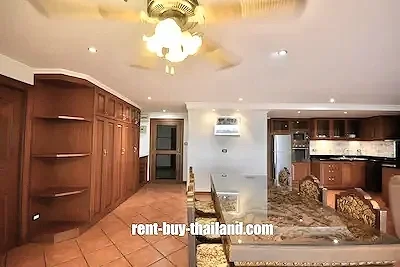 large-condo-jomtien