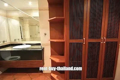 large-condo-jomtien-for-sale