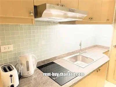 jomtien-beach-condo.webp