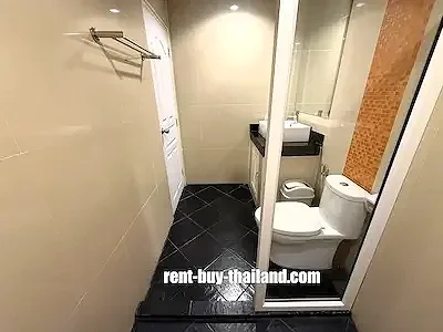 pool-view-condo-pratumnak