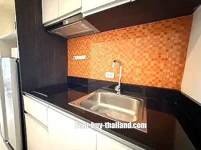pool-view-condo-pratumnak