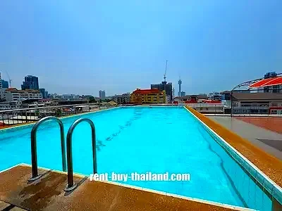 roof-top-pool-pattaya