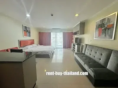 pool-view-condo
