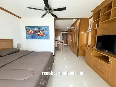 pool-view-1-bed