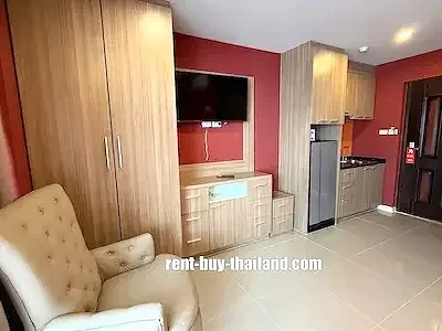 pool view condo Pratumnak, condo with pool view, Pratumnak with owner finance