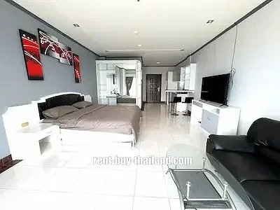 condo investment, pool view, buy condo Jomtien