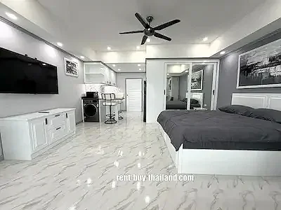 1 bed corner condo for sale, 1 bed condo Jomtien, corner condo Baan Suan