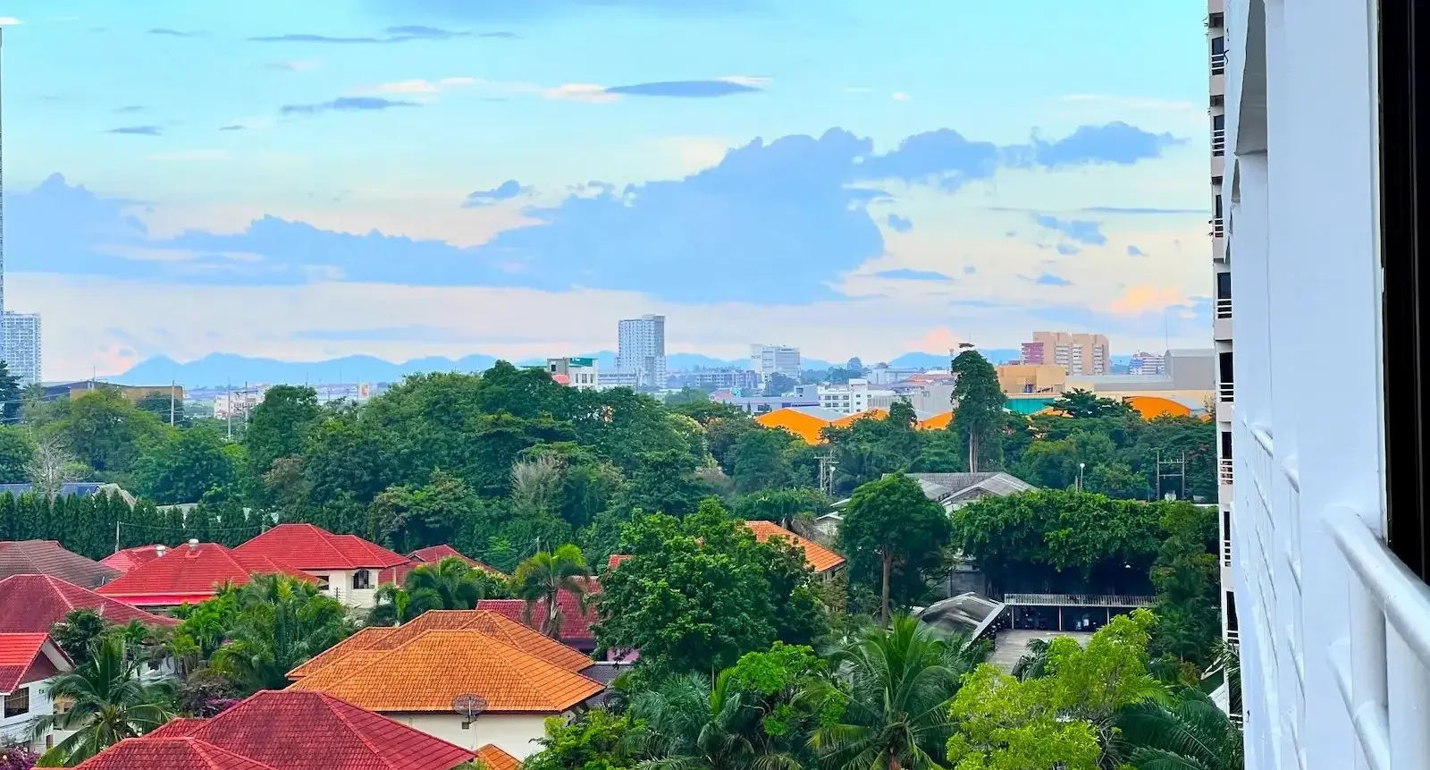 view-talay-2-jomtien-1-bedroom-condo-rent-sale-pattay.webp