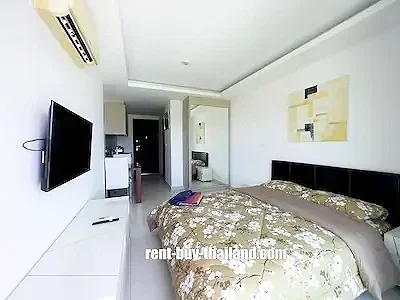 Pratumnak condo for sale or rent, rent with pool view, Pattaya property