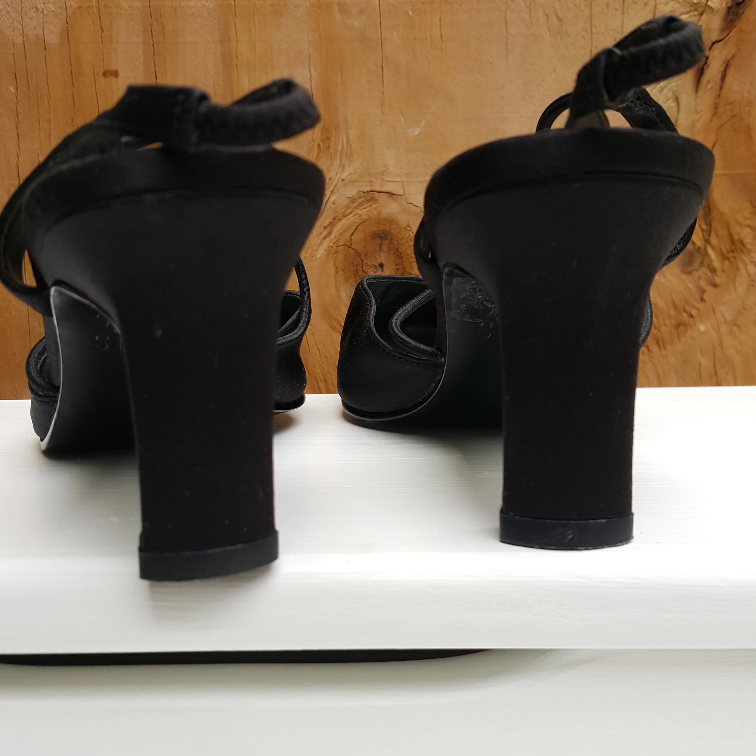 mootsie tootsie heels