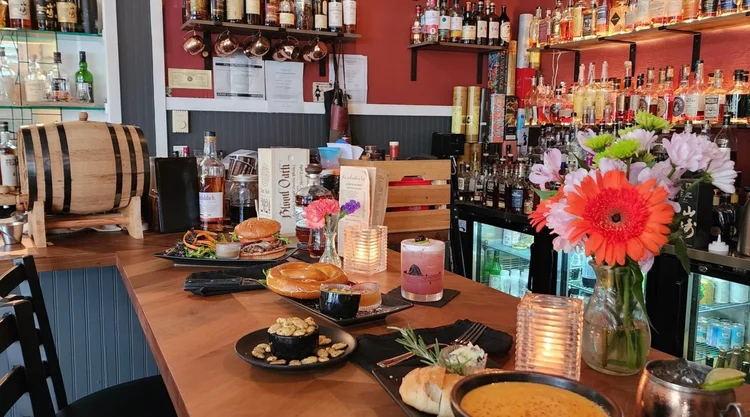 The Alchemy Lounge by MacGregor's