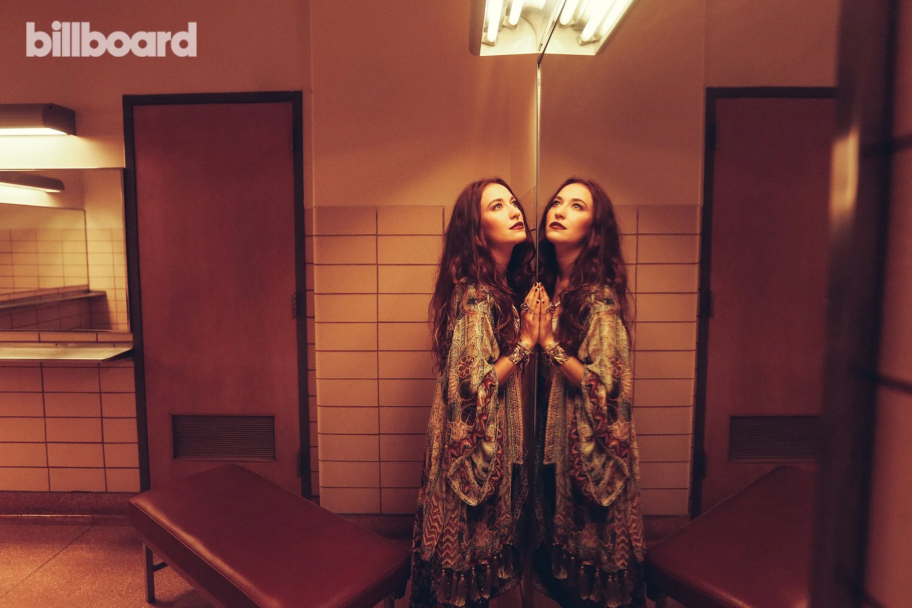 FEAT_LAUREN_DAIGLE_KATE_SWEENEY_01.jpg