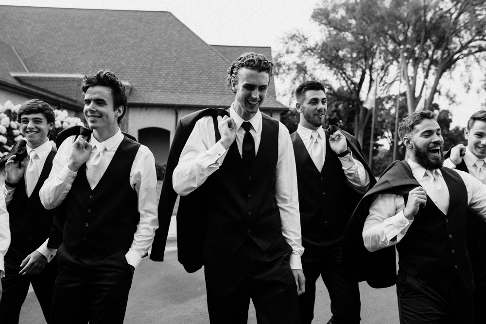delexi-sean-golden-valley-mn-wedding-sneaks-17.jpg