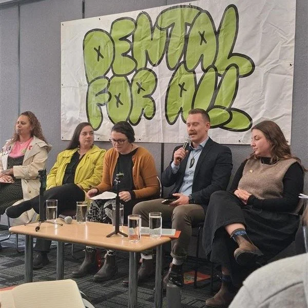 Ngā mihi nui Dental for All Aotearoa! Great to support Dental for All at their campaign launch in Wellington this morning. Their report outlines a way forward for dental care in Aotearoa. 

They call for- and lay out actionable steps towards- free an