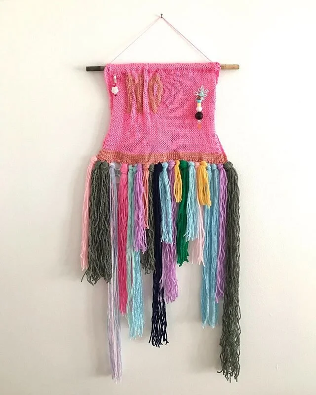 Noooo...?
.
.
.
.
.
.
.
.
.
.
#fibreart #fiberart #knitting #tapestry #wallhanging #tassels #yarn #fibres #cute #no