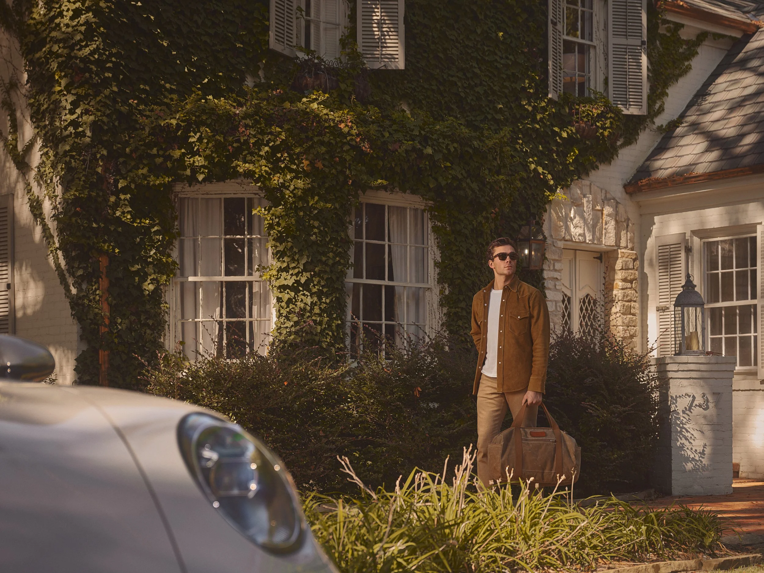 Waxed Canvas Bags_Lifestyle_019.jpg