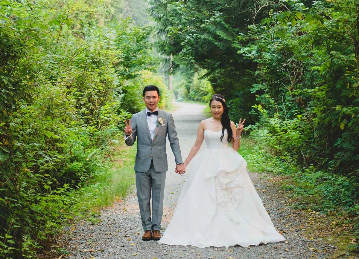 dloveaffair_wedding_bride_groom_forest.jpg