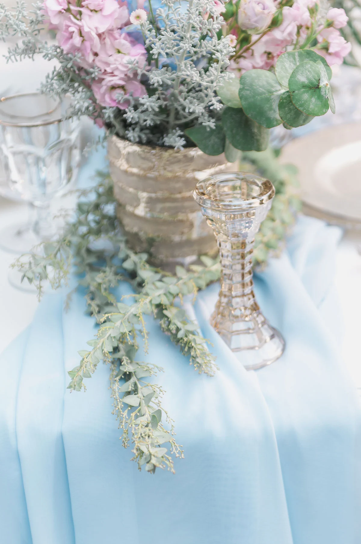 dloveaffair_wedding_tablescape_vancouver.jpg