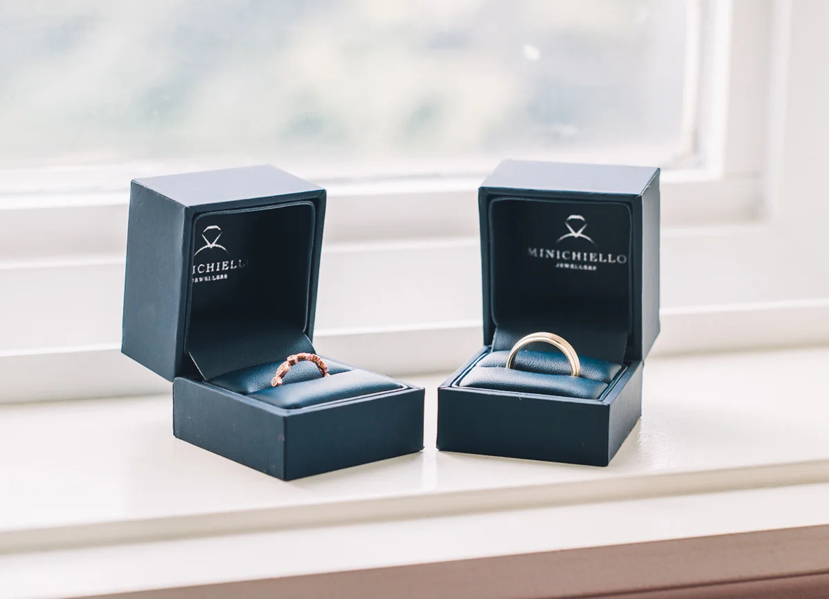 dloveaffair_wedding_rings_weddingband.jpg