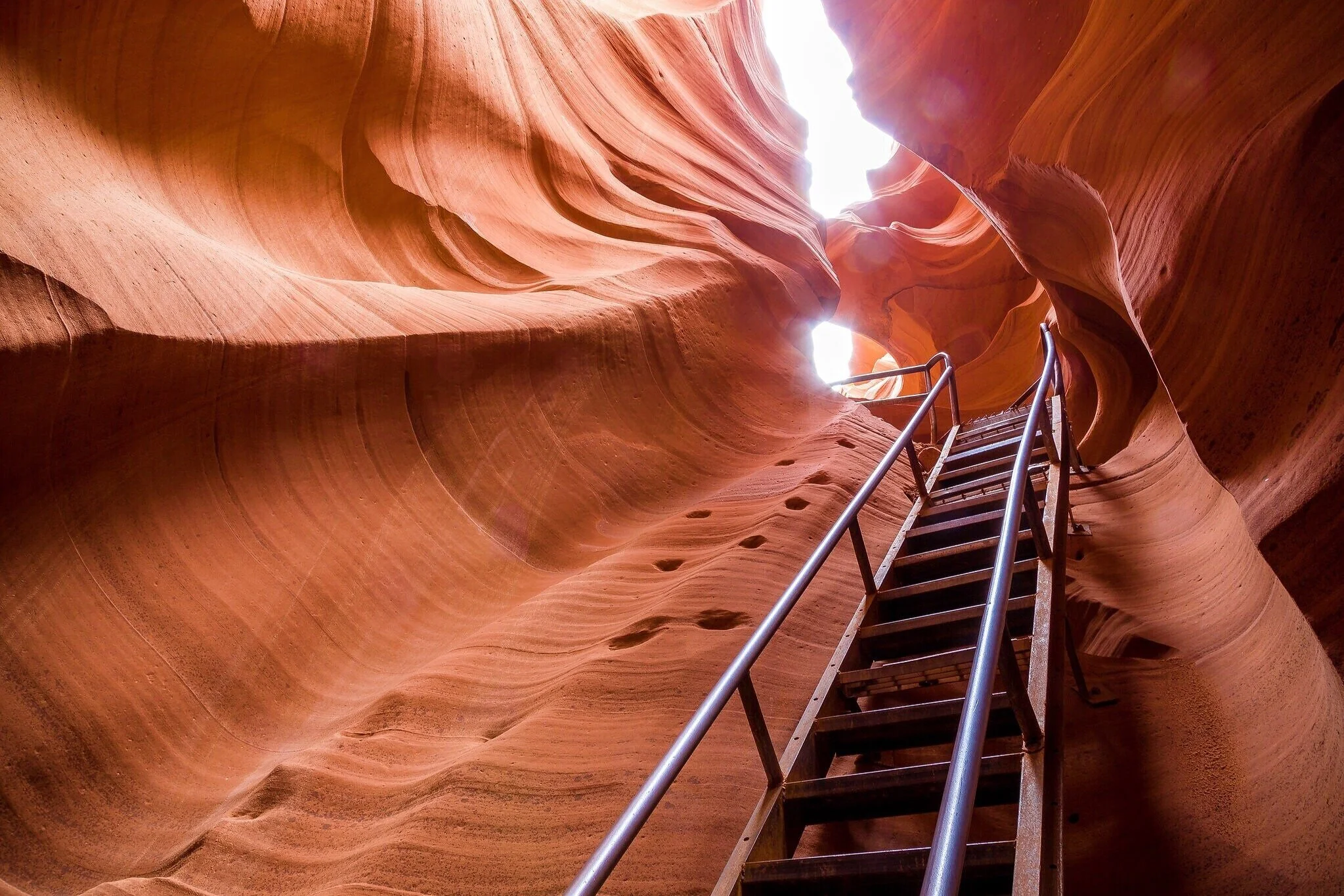 Upper vs. Lower Antelope Canyon, Which Is Right For You? | Marco Feng