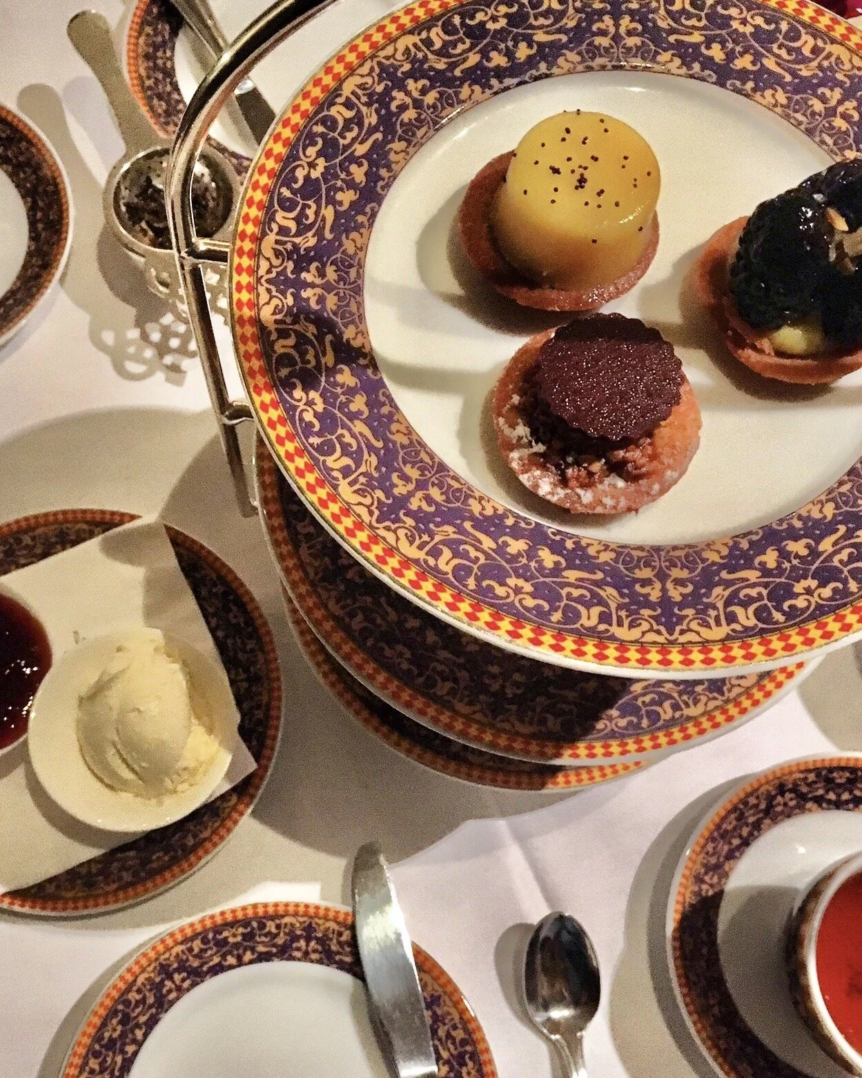 24 Best Places For A Relaxing Afternoon Tea In Nyc Marco Feng