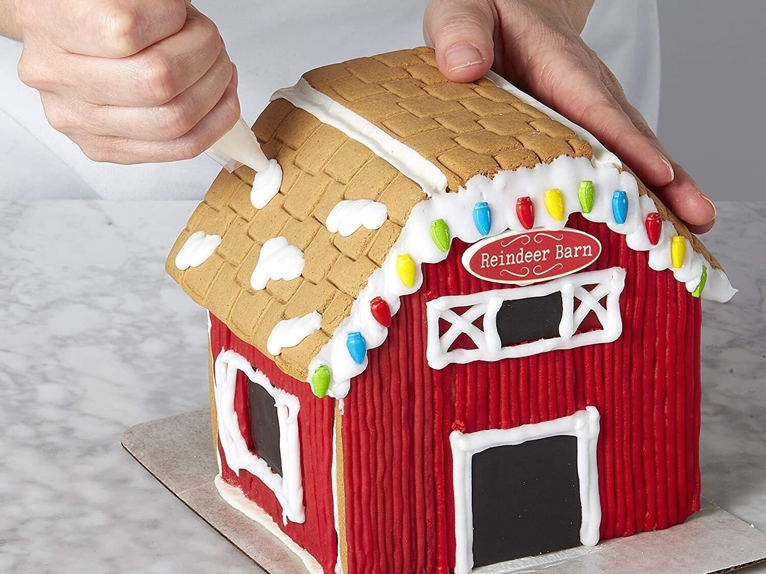 Wilton Ready-to-Decorate Gingerbread Barn Decorating Kit