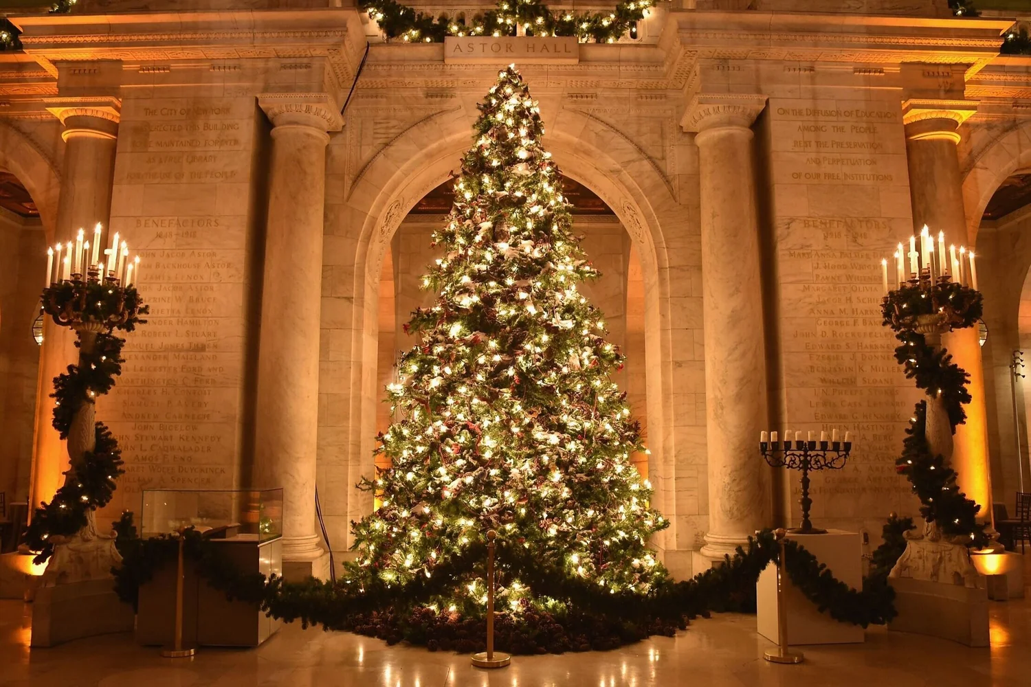 27 Prettiest Christmas Trees In Nyc To See This Holiday Marco Feng