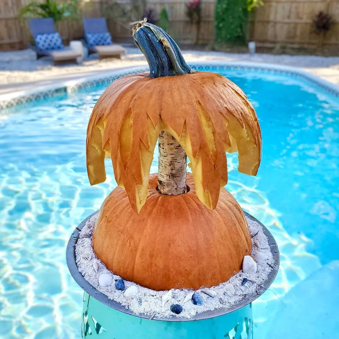 A new species: pumpkin palm!  Design by @evmemoirs