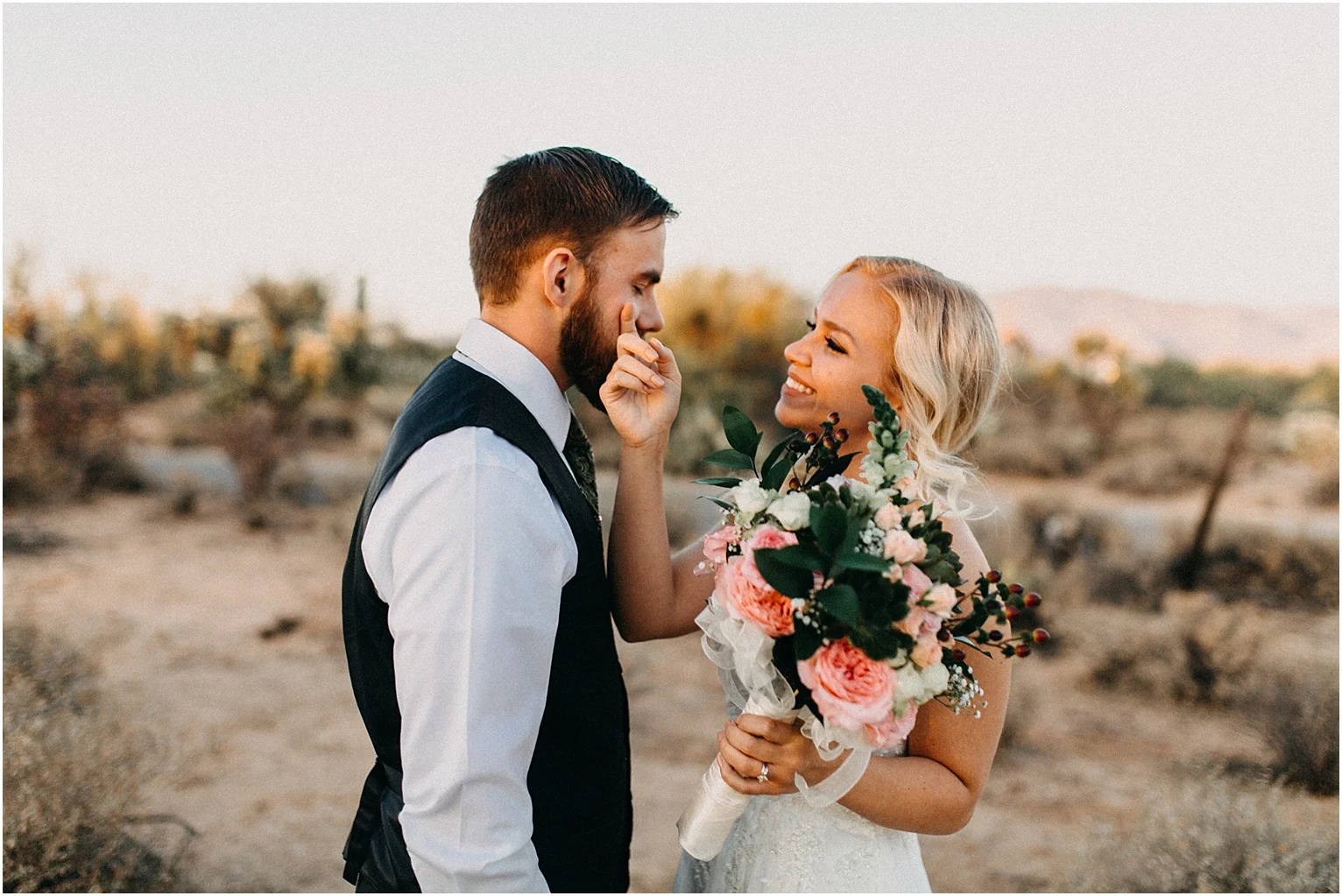 THE FIRST LOOK | WEDDING PHOTOGRAPHER | WEDDING PLANNING GUIDE | SPRINGFIELD, MO