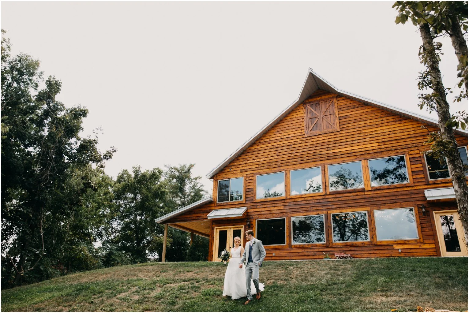 JESSICA + STEPHEN | THE VENUE AT STOCKTON LAKE | MISSOURI WEDDING PHOTOGRAPHER