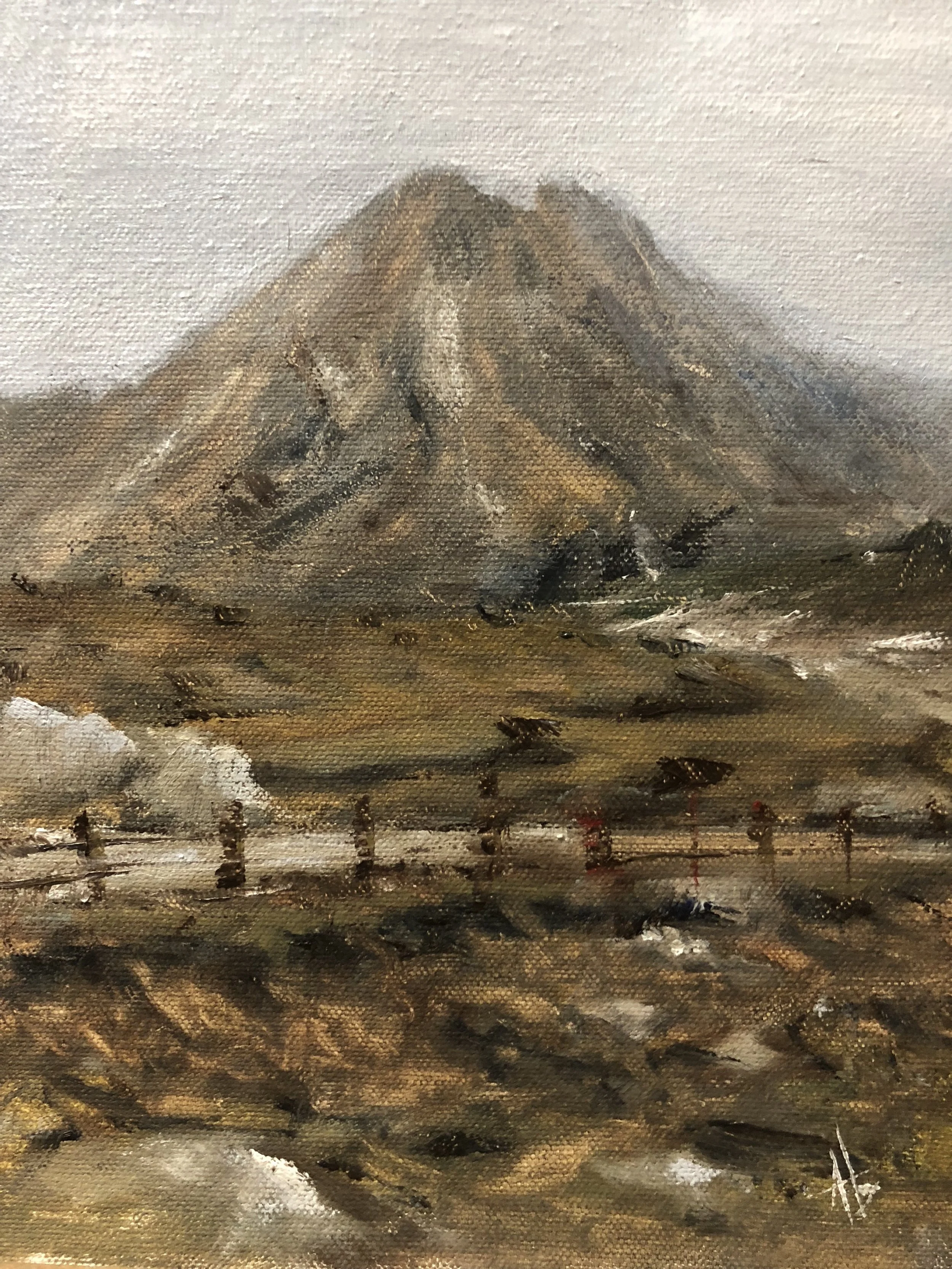 Chipped peak