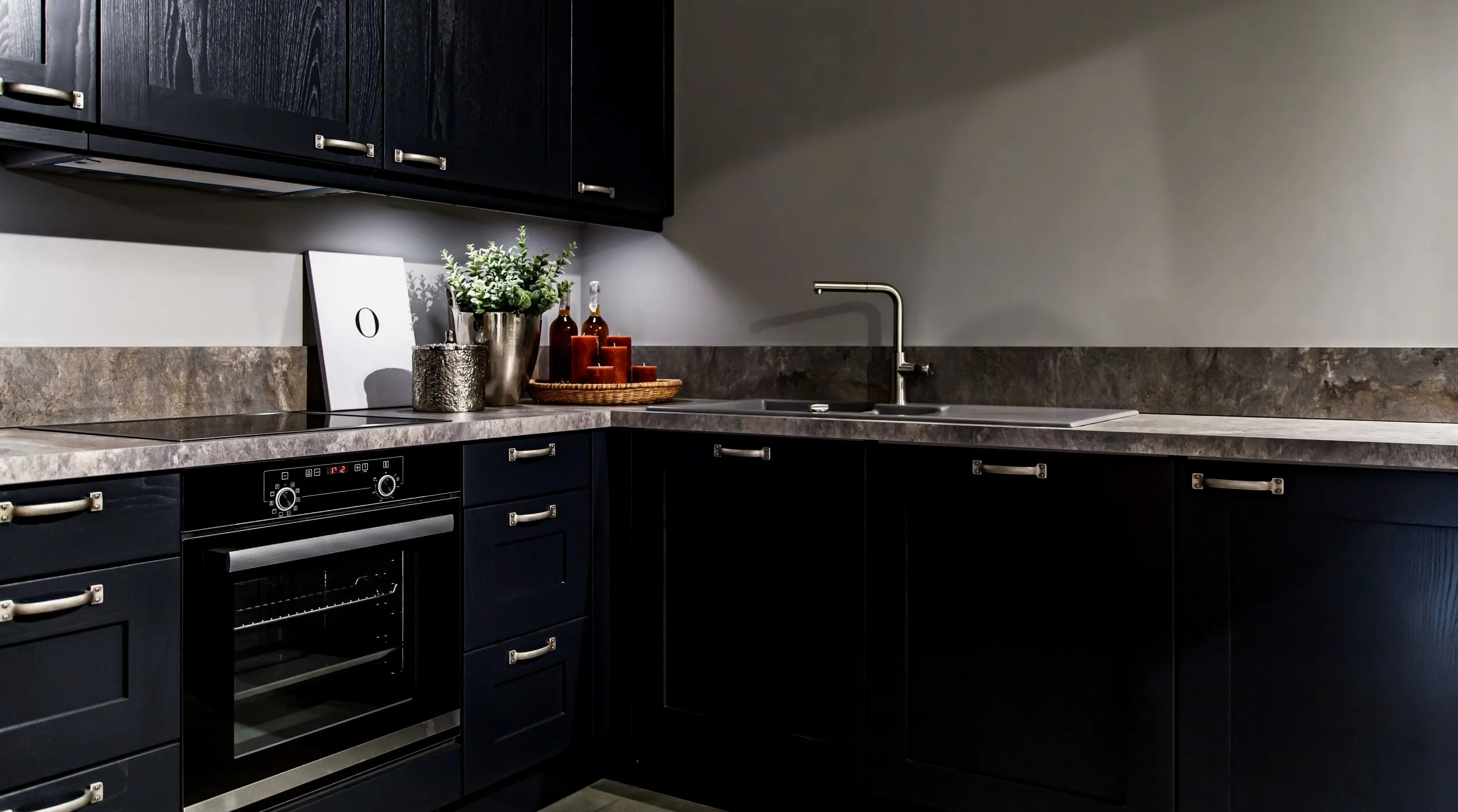 interior-modern-kitchen-with-wooden-details.jpg