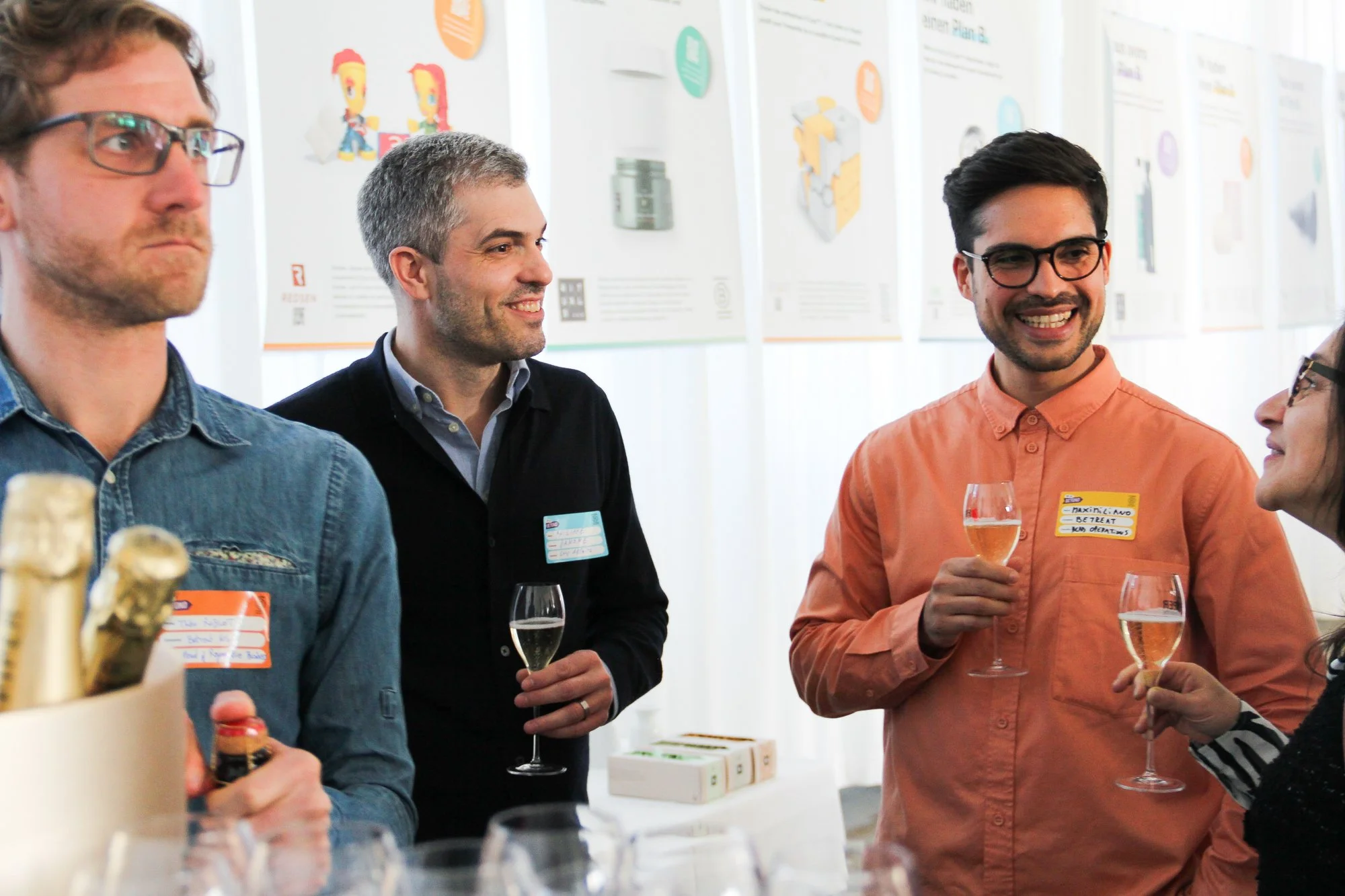 Groupe de personnes lors de l'évènement de lancement de la campagne MyPlanB de B Lab.