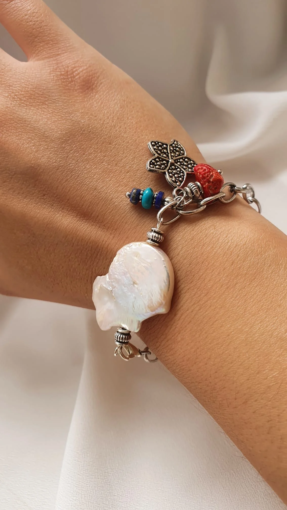 Chain pearl bracelet