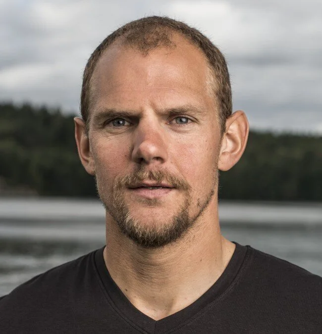 Olaf Tufte is many times world and olympic champion in rowing. But he is also an incredible versatile man. Still being active as a top international rower, preparing for his 7th Olympics, he is also a farmer and fireman in addition to be an entrepreneur, motivational speaker and actively participating in different TV programs.