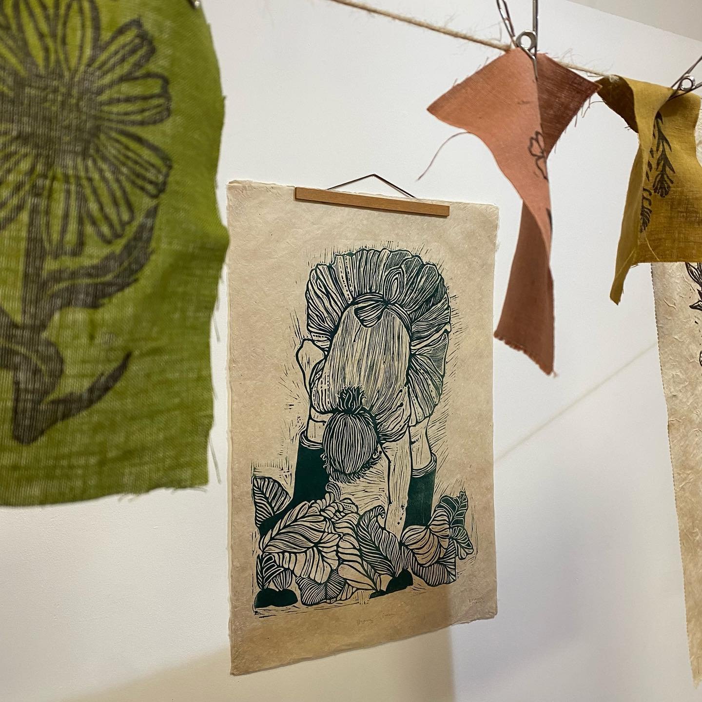 So great to see @rosannaprints at her book launch this afternoon at @priorshopbristol - lots of her lovely prints on show and little patches and paper prints being made by visitors. If you&rsquo;ve not got yourself a copy of Botanical Block Printing 