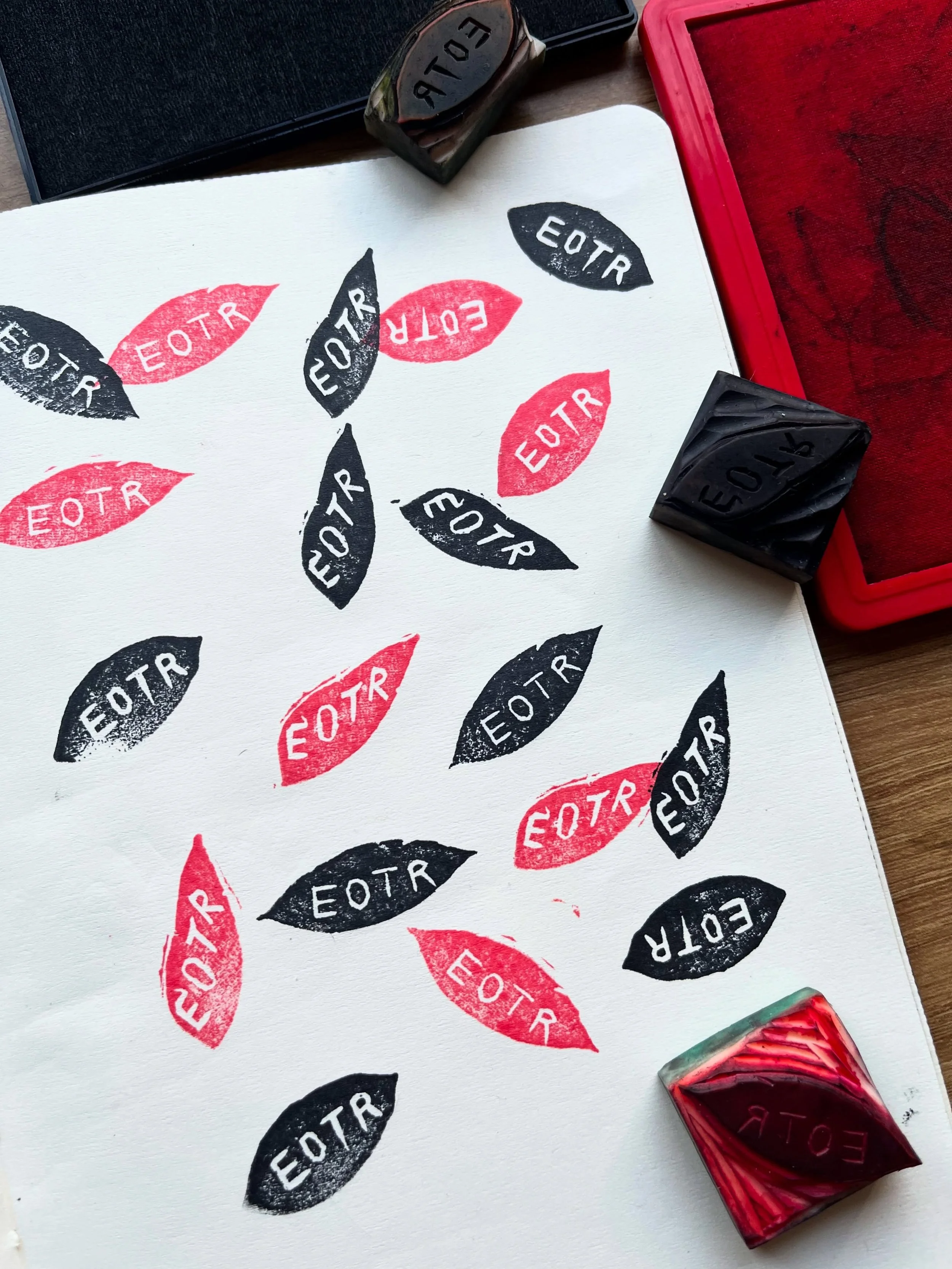 Looking forward to @endoftheroad festival this weekend - packing lots of inks and papers for our Botanical Printmaking workshops with @bristolprintworkshops - come find us next to the Woodland Library if you are heading there. We&rsquo;ll be using so