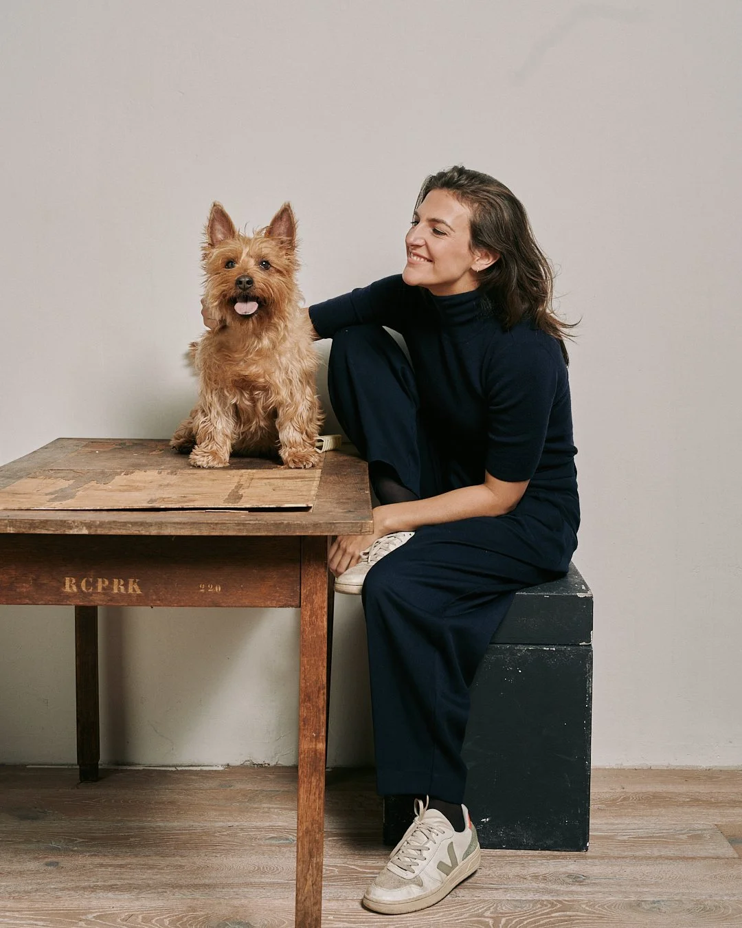 20251022_Potret_Back Book0455.jpg