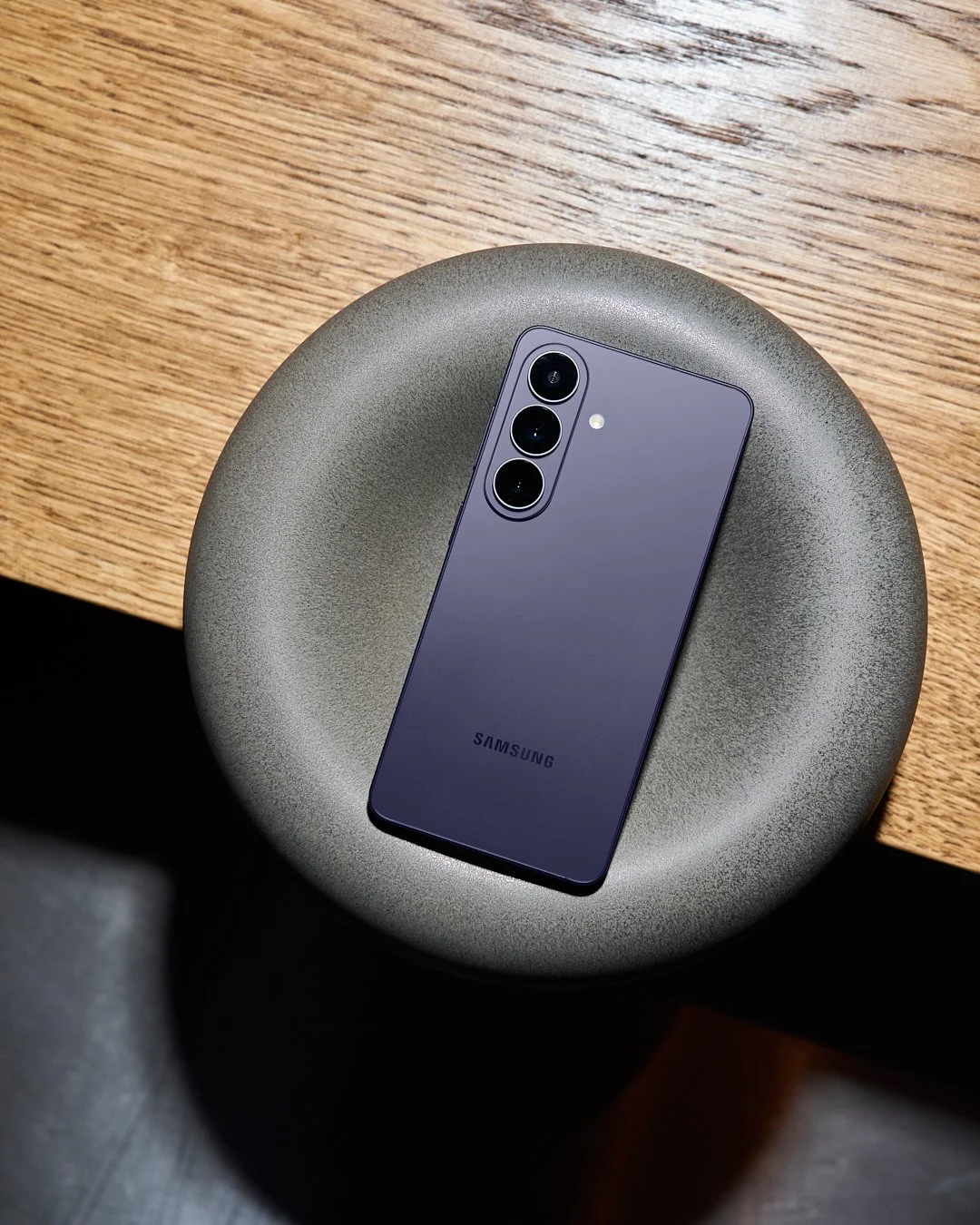 SAMSUNG_flatlays_1899 v3.jpg