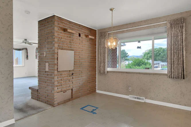 1870 Lewis Ct Lakewood CO-small-008-11-Eating Area-666x444-72dpi.jpg